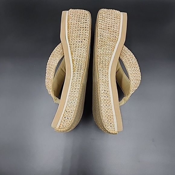 Volatile Bahama Tan Woven Thong Wedge Sandals Women's Size 10 Flip Flop Wedge - Picture 9 of 12